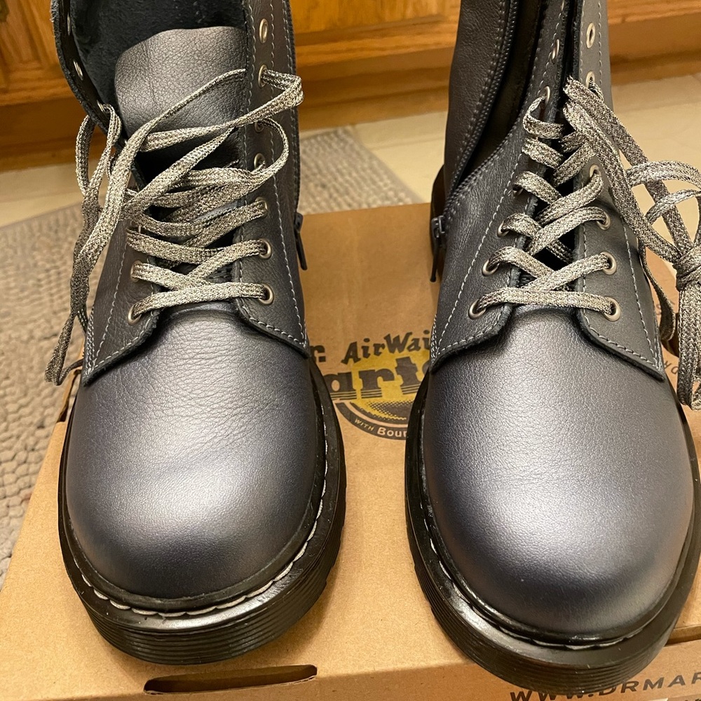 Doc Martens Core Kids SZ4 US PASCAL